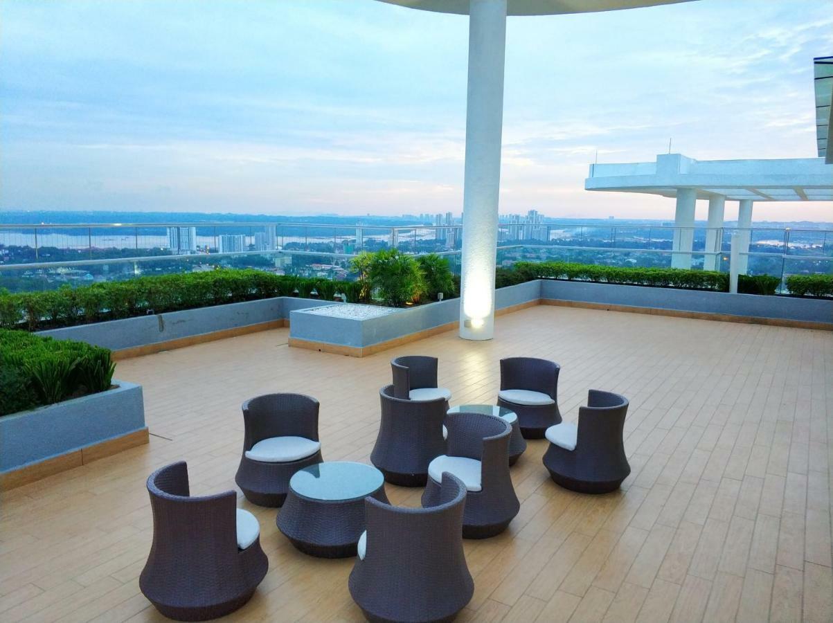 Ais-Kacang Sweet Home Pinnacle Tower Johor Bahru Buitenkant foto